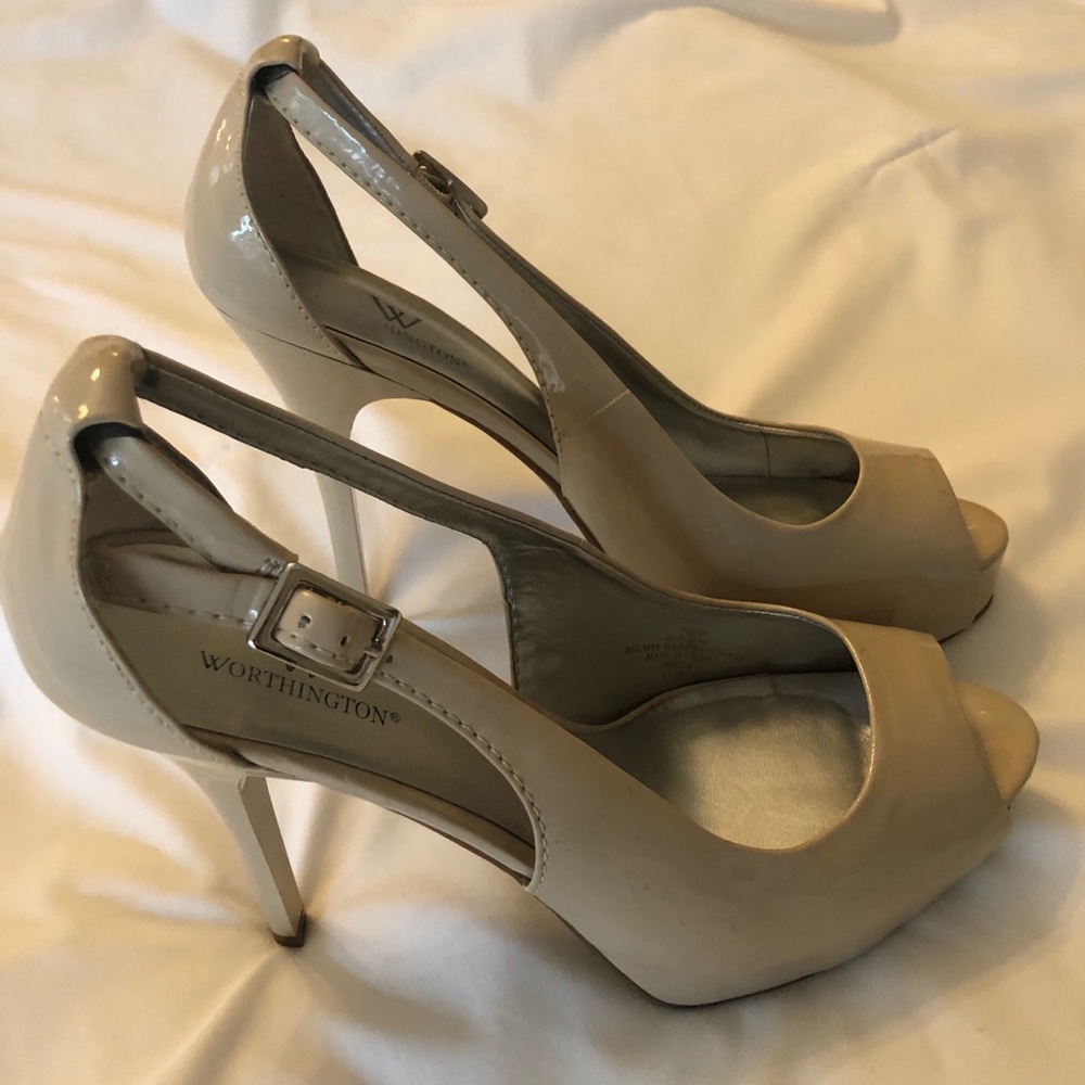 Worthington Kairo Peep toe pumps size 7.5